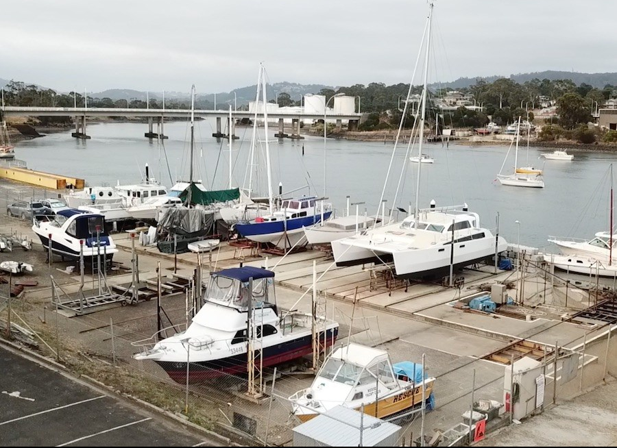 Window_and_DJI_0005_MOV-2